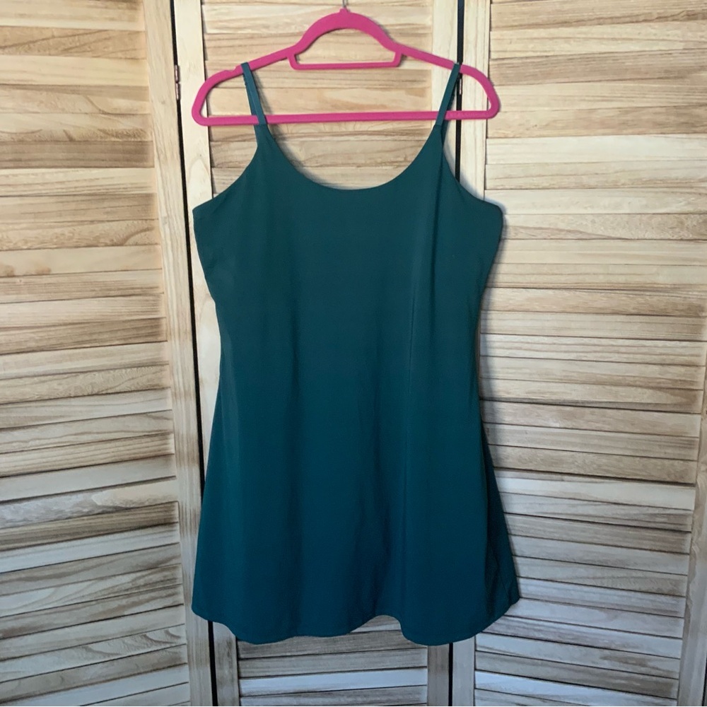 OVRUNS Women’s Tennis Dress with Built-in Bra and Shorts Size XXL